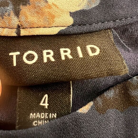 Torrid Blue Floral Hi-Lo Babydoll Tunic Top 4X Sleeveless High Neck Flowy Plus - Picture 3 of 5